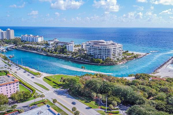 Oceanfront hotels in Boca Raton Florida