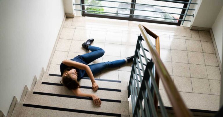 when should i contact a slip-and-fall attorney in florida